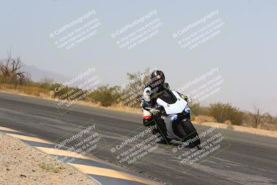 media/Mar-28-2022-Superbike Trackdays (Mon) [[b8603d0f67]]/Open Track Time/Turn 3 Inside/